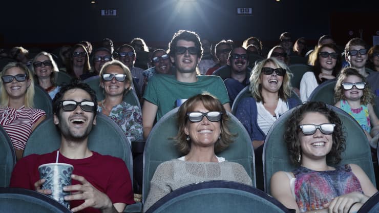 Netflix and kill: Is streaming hurting movie theaters?