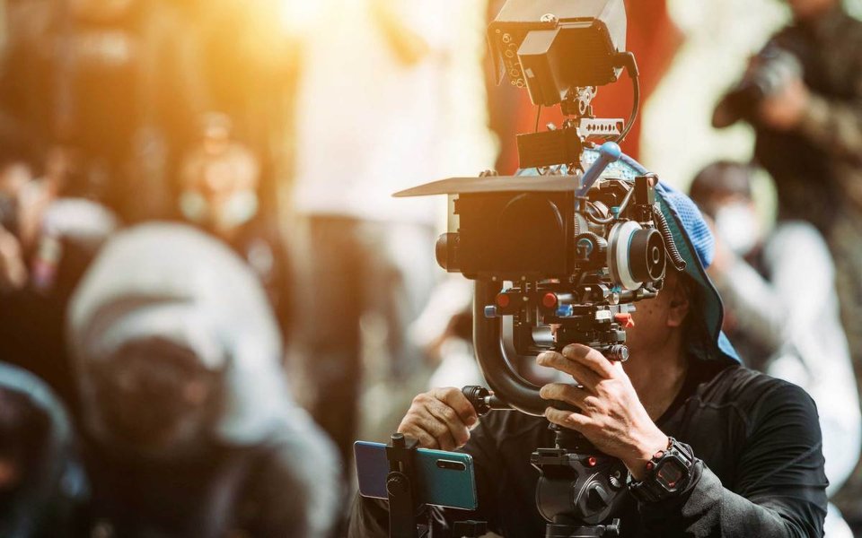 effect on the process of writhing on the cinema
